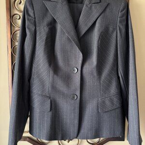 Albert Nipon Two Piece Grey & White Two Piece Pant Suit